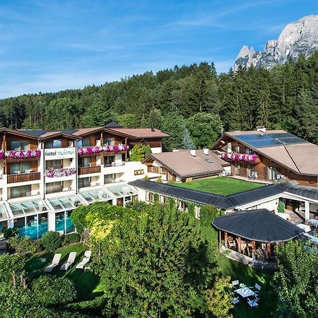 Hotel St. Anton Fiè Esterno foto