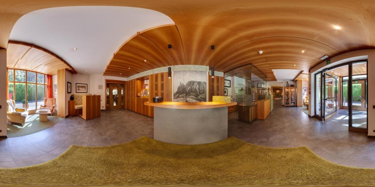 Hotel St. Anton Fiè Esterno foto